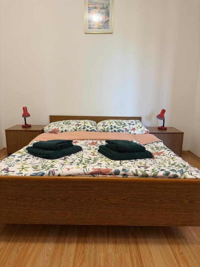 Apartmani Marko Новаля Екстериор снимка