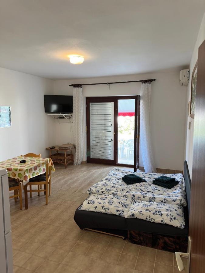 Apartmani Marko Новаля Екстериор снимка