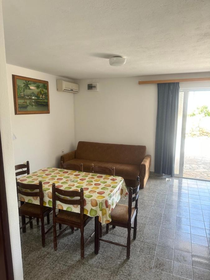 Apartmani Marko Новаля Екстериор снимка