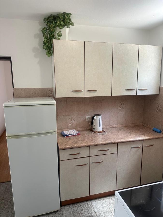 Apartmani Marko Новаля Екстериор снимка