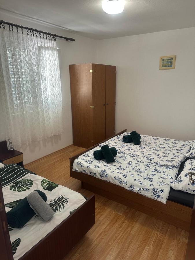 Apartmani Marko Новаля Екстериор снимка