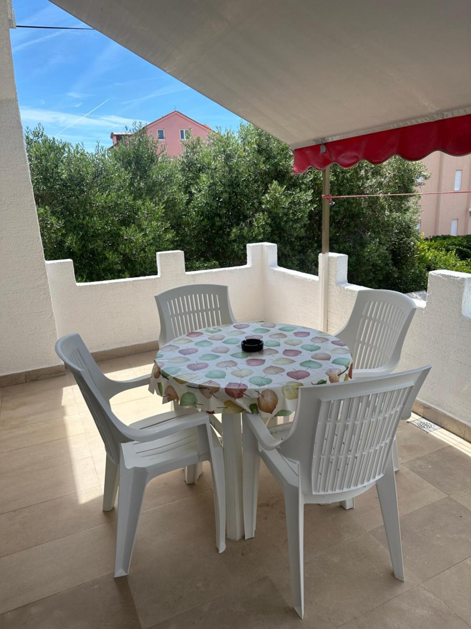 Apartmani Marko Новаля Екстериор снимка