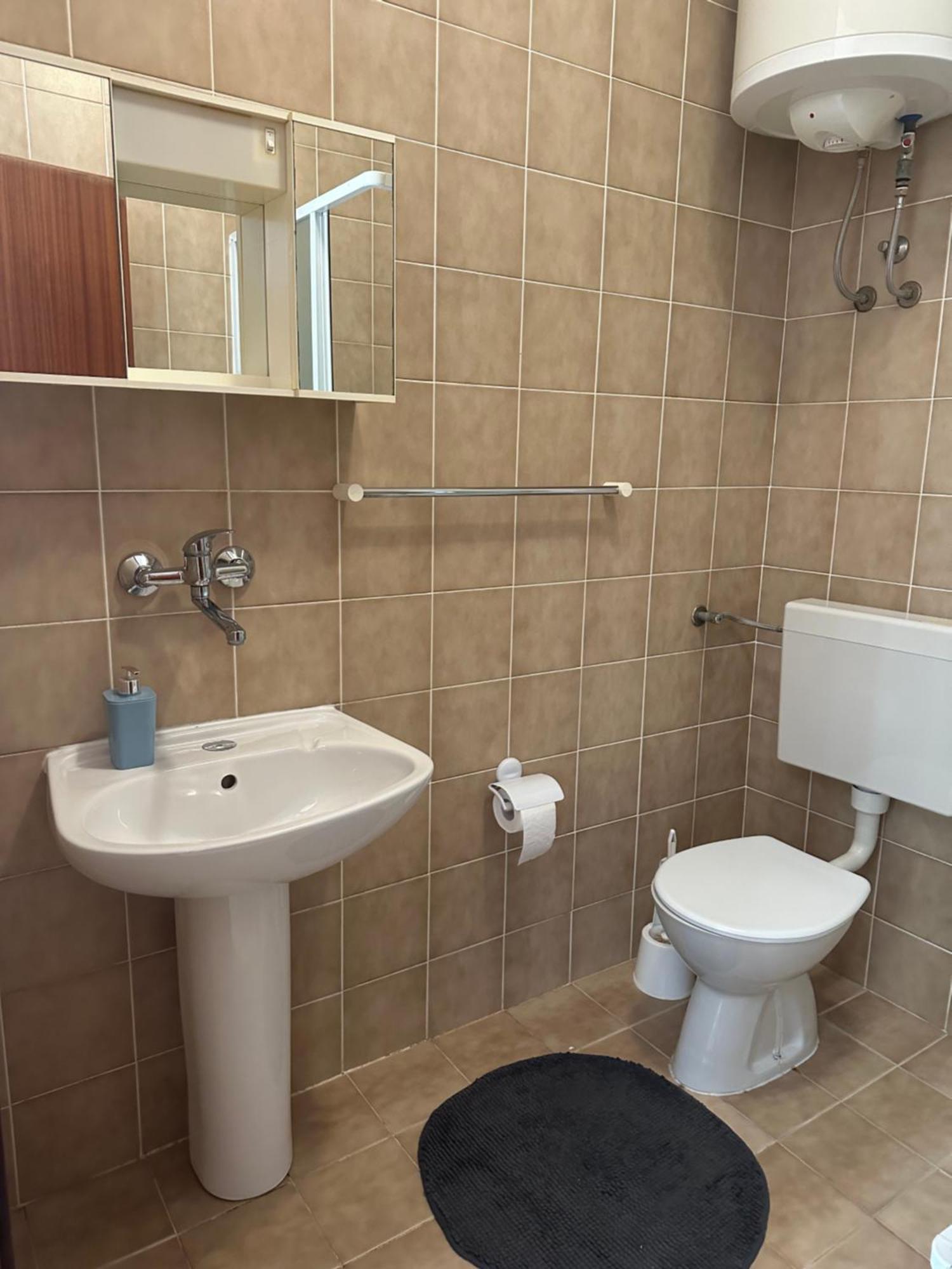 Apartmani Marko Новаля Екстериор снимка